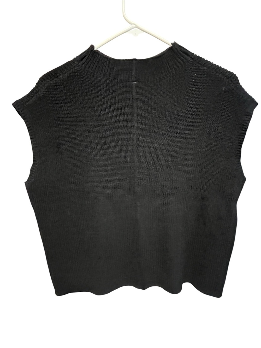 Black Knitted Short Sleeve Woman’s Sweater Top - Size Large - Picture 2 of 7